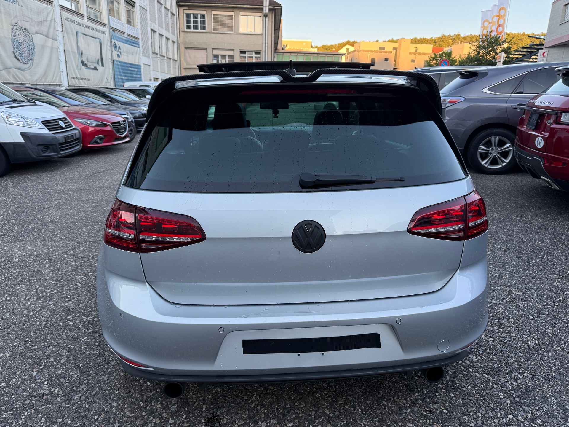 VW Golf 2.0 TSI GTI Performance-image-3