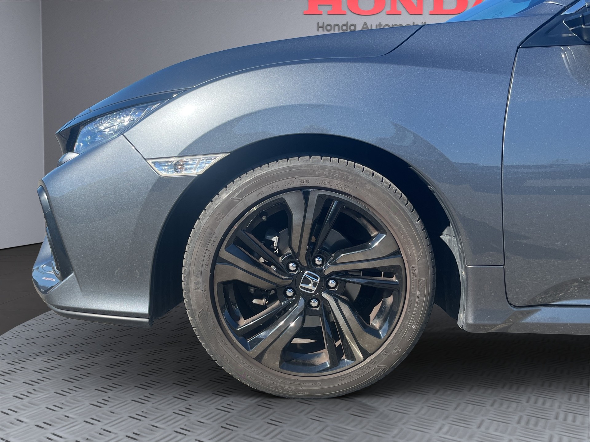 HONDA Civic 1.0 VTEC Turbo Executive Premium-image-14