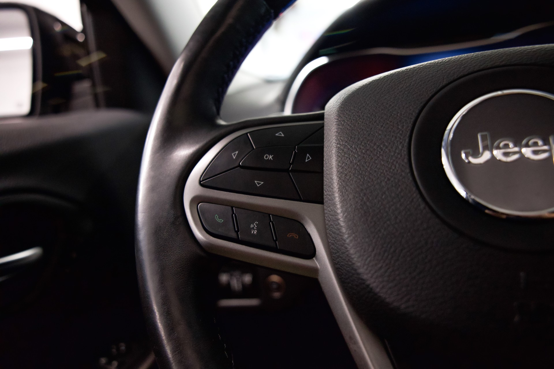 JEEP Cherokee 2.0 Overland AWD Drive I 9ATX-image-24