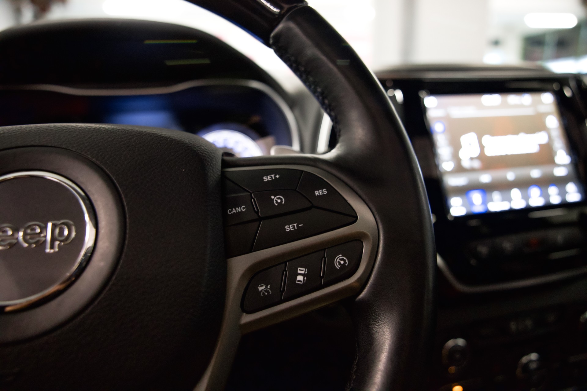 JEEP Cherokee 2.0 Overland AWD Drive I 9ATX-image-25
