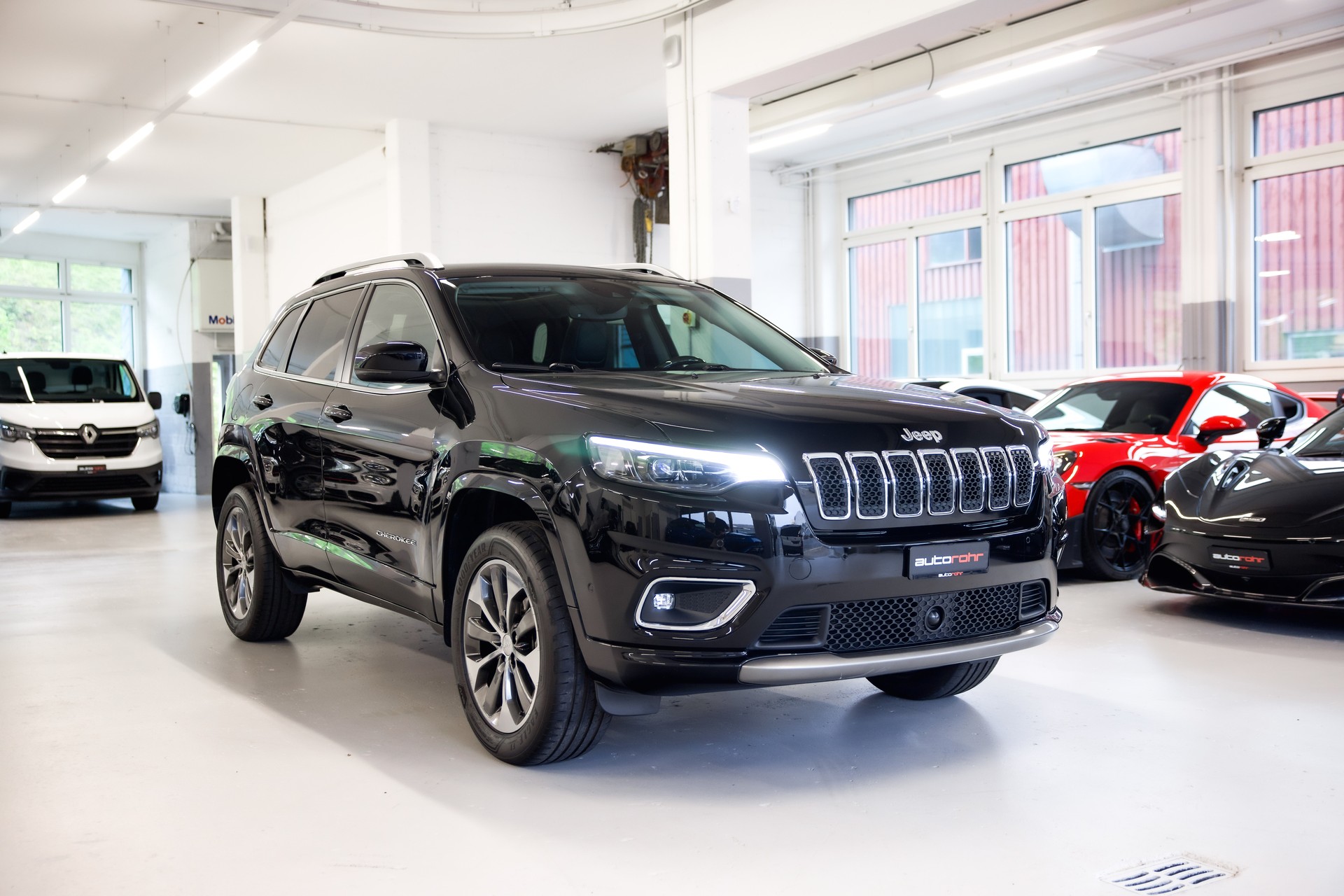 JEEP Cherokee 2.0 Overland AWD Drive I 9ATX-showroom-element-2