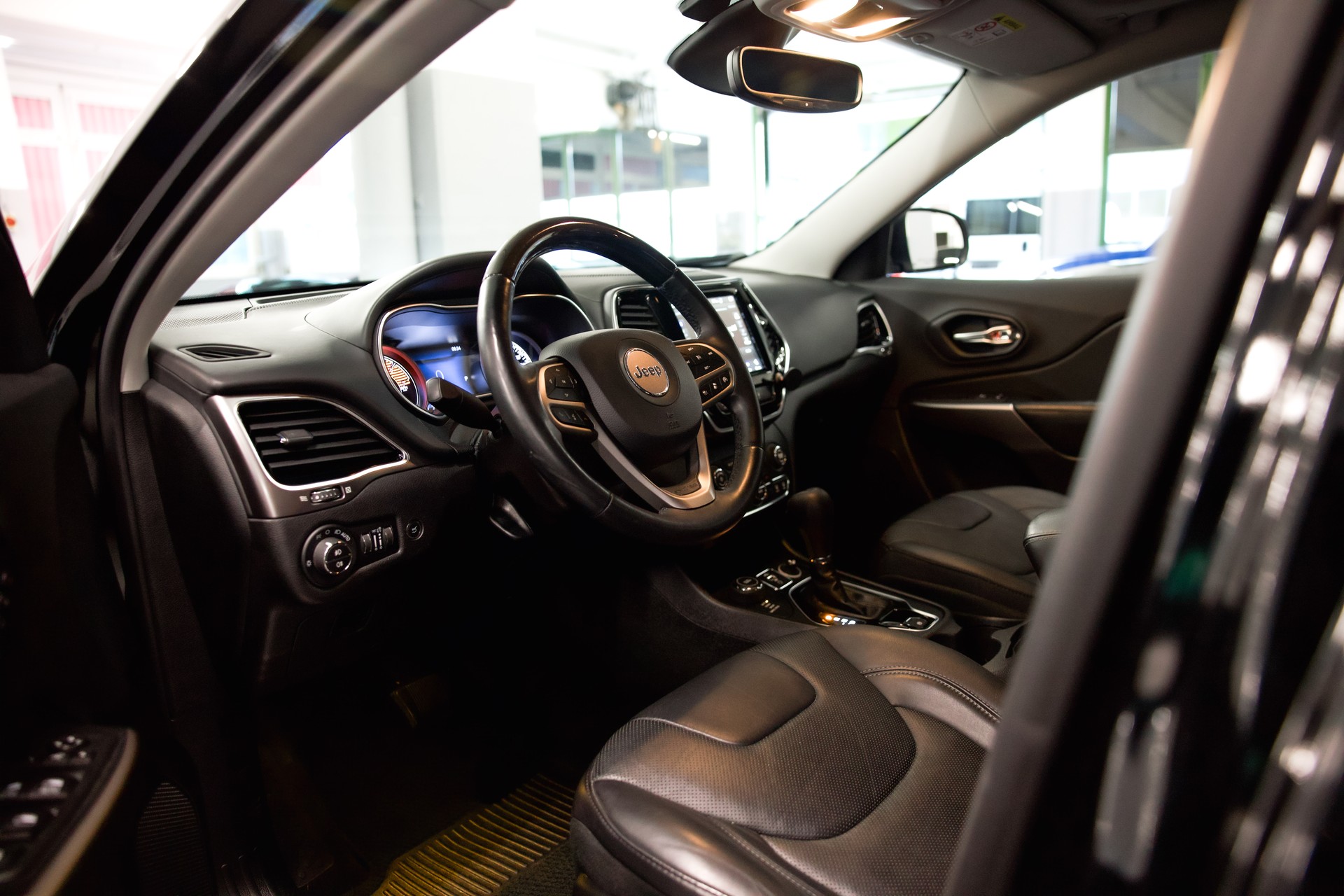 JEEP Cherokee 2.0 Overland AWD Drive I 9ATX-image-17