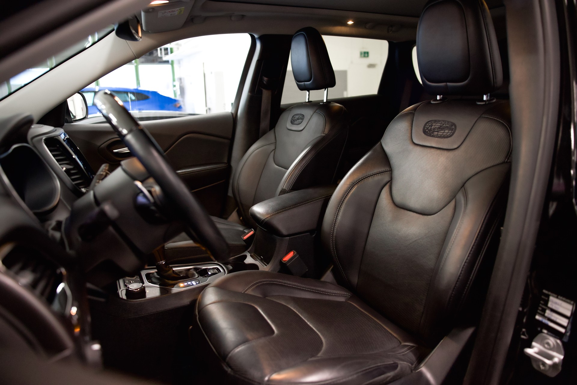 JEEP Cherokee 2.0 Overland AWD Drive I 9ATX-image-19
