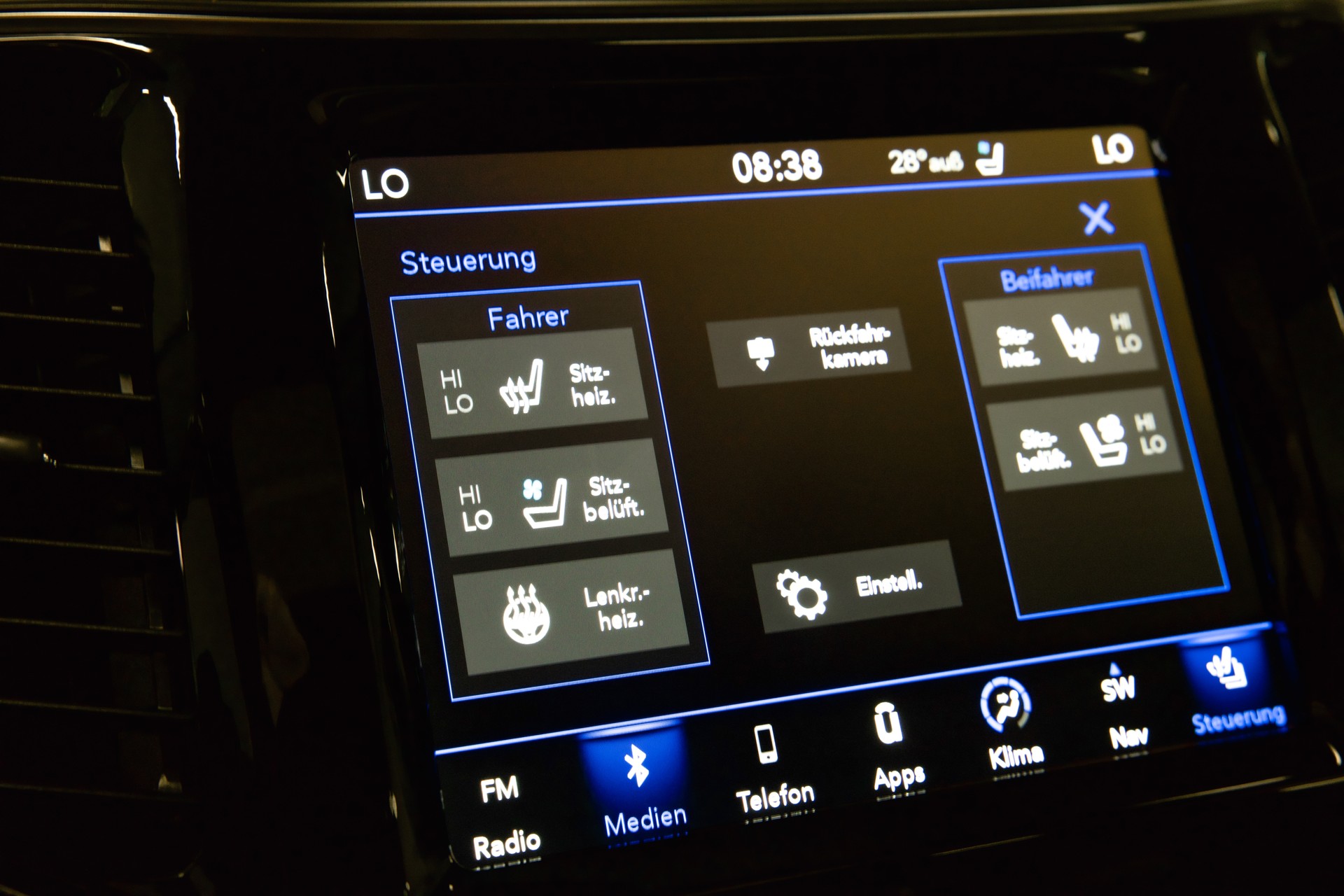 JEEP Cherokee 2.0 Overland AWD Drive I 9ATX-image-29