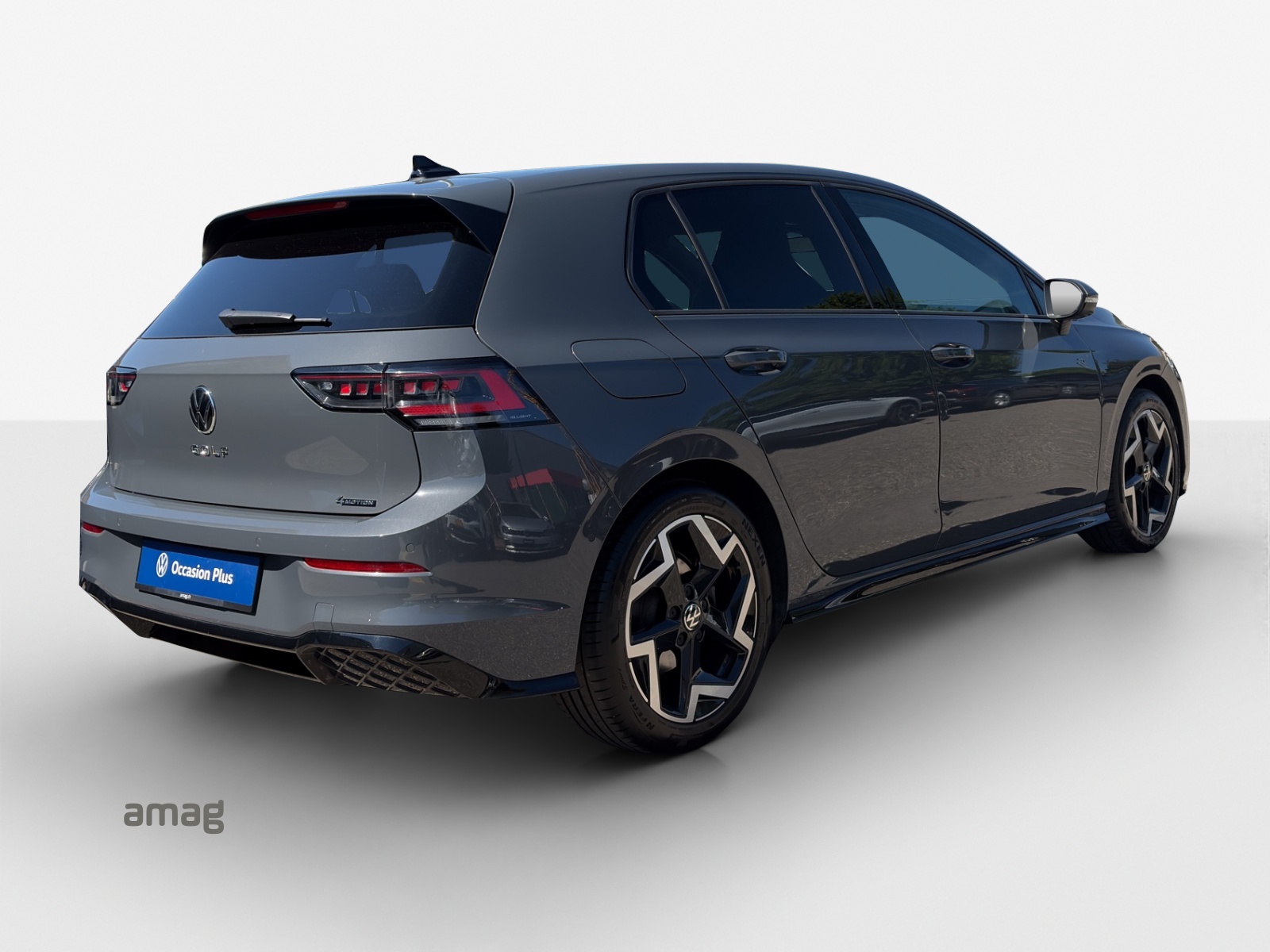 VW Golf 2.0 TSI R-Line DSG 4 Motion-image-4