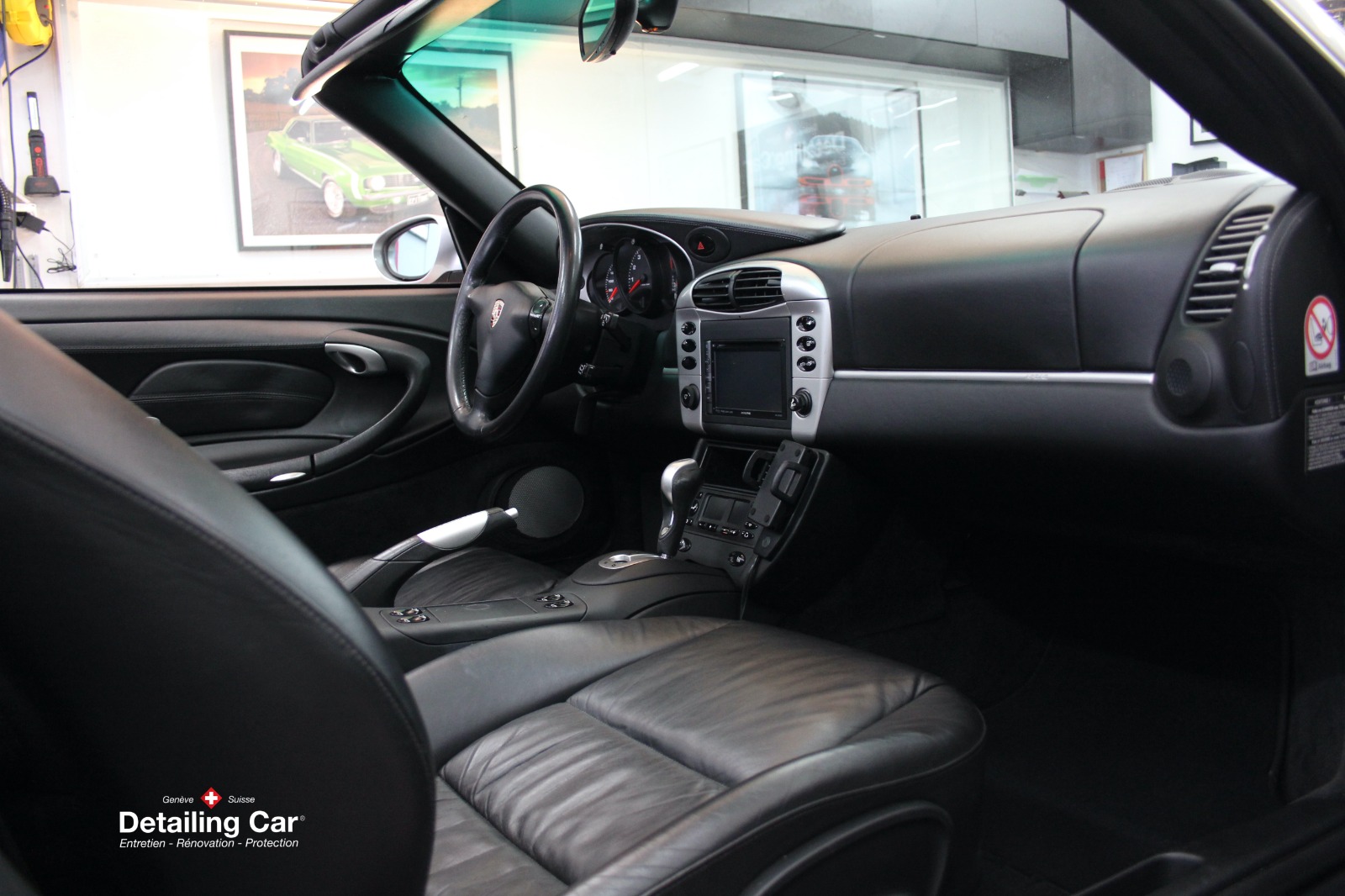 PORSCHE 911 Carrera 4 cab-image-3