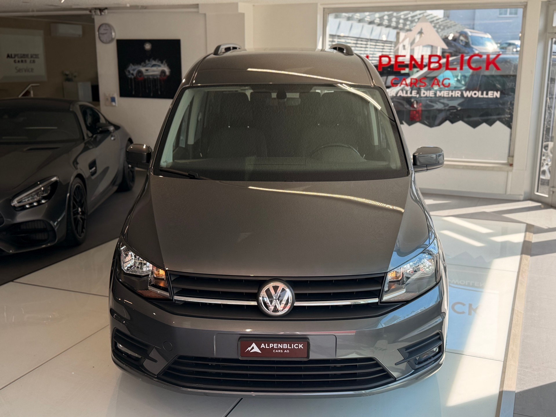 VW Caddy Maxi 2.0 TDI Trendline DSG-image-3