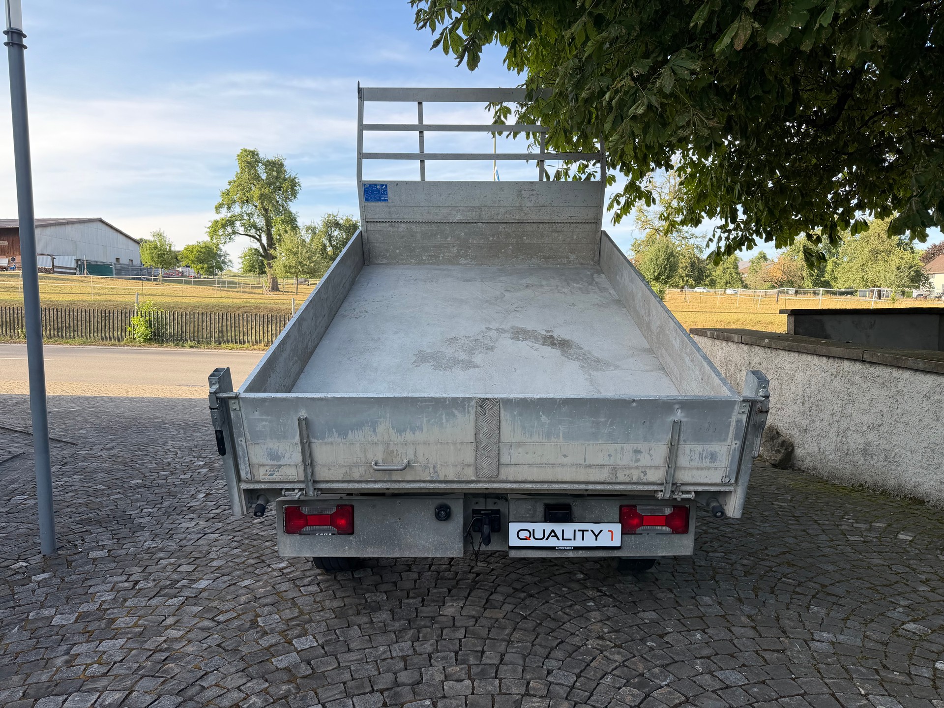 IVECO 35 S 13 / Kipper / Frisch ab MFK / Service gepflegt inkl. Zahnriemen / Nutzlast 1240kg / Anhängerkupplung 3500kg-image-5