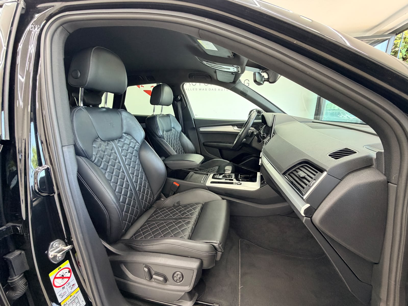 AUDI Q5 40 TDI Black Edition quattro S-tronic*CH Fahzeug*Top Austattung*5 Jahre Werksgarantie*-image-20