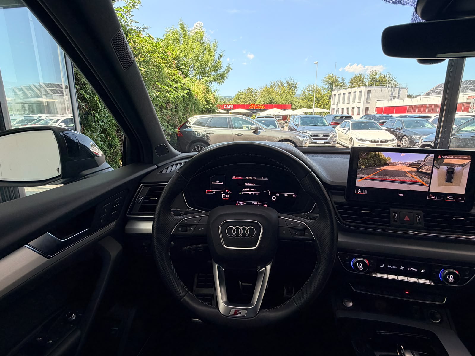 AUDI Q5 40 TDI Black Edition quattro S-tronic*CH Fahzeug*Top Austattung*5 Jahre Werksgarantie*-image-10