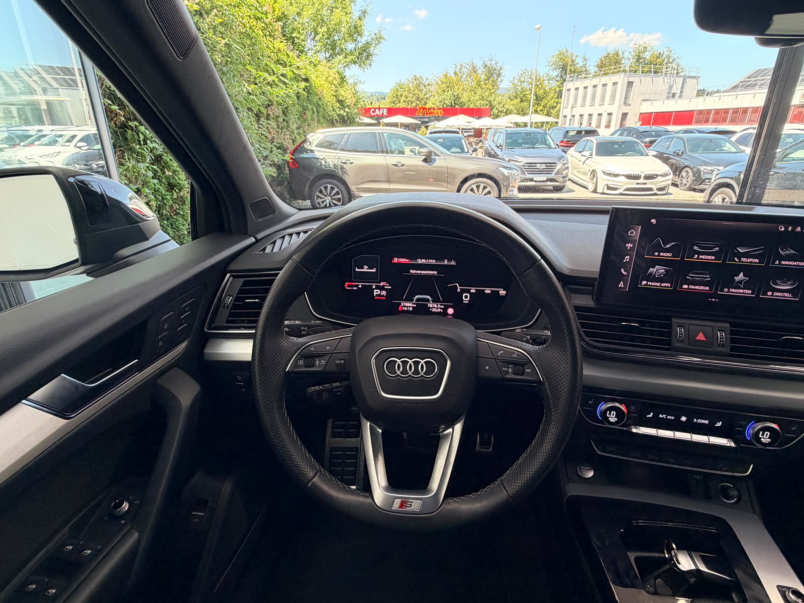 AUDI Q5 40 TDI Black Edition quattro S-tronic*CH Fahzeug*Top Austattung*5 Jahre Werksgarantie*-image-11