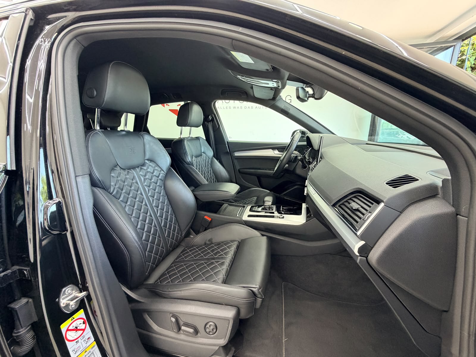 AUDI Q5 40 TDI Black Edition quattro S-tronic*CH Fahzeug*Top Austattung*5 Jahre Werksgarantie*-image-22
