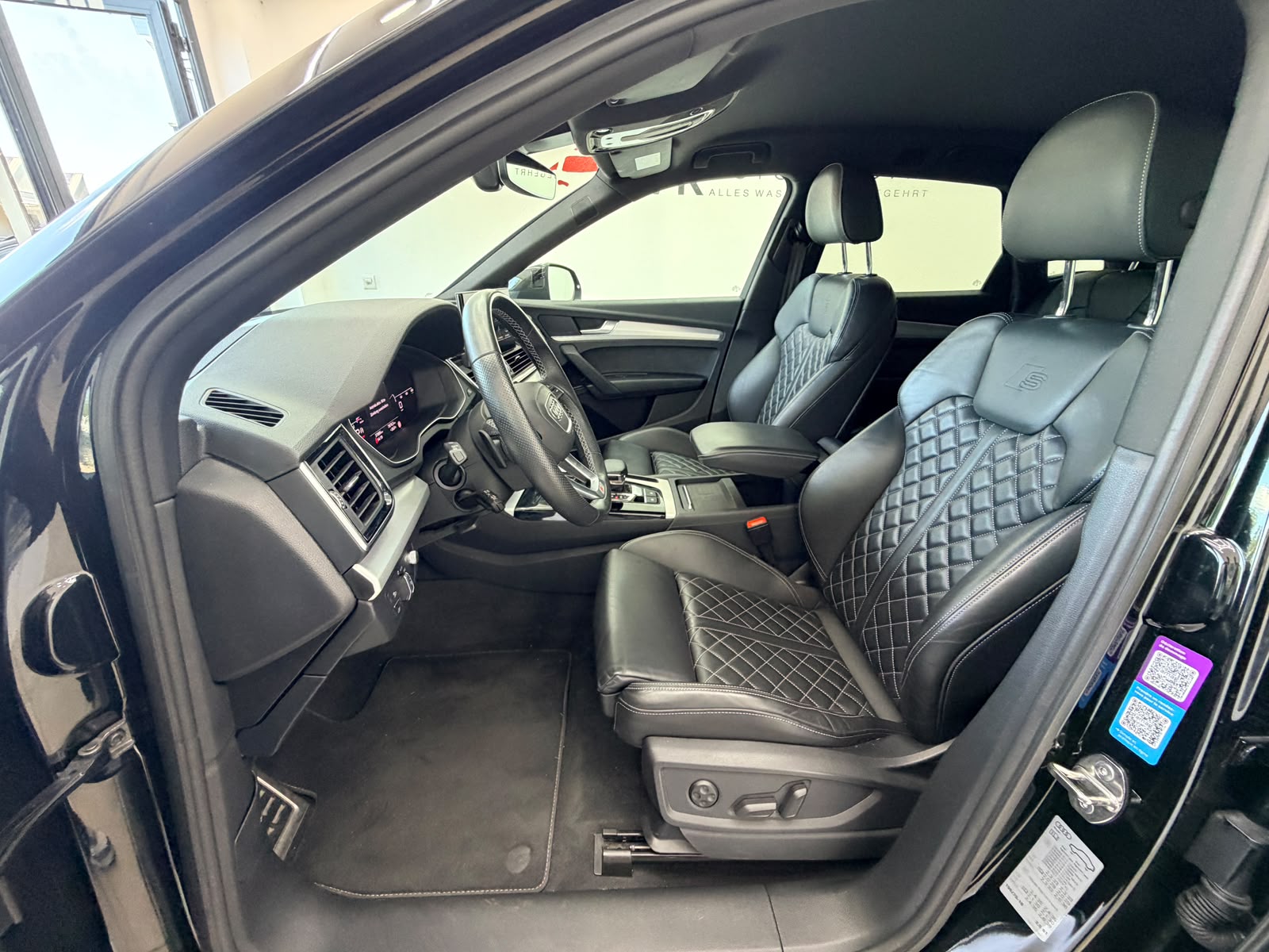 AUDI Q5 40 TDI Black Edition quattro S-tronic*CH Fahzeug*Top Austattung*5 Jahre Werksgarantie*-image-19