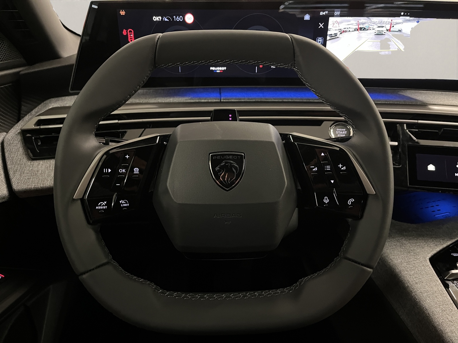 PEUGEOT 3008 1.2 Hybrid Allure Premium-image-8