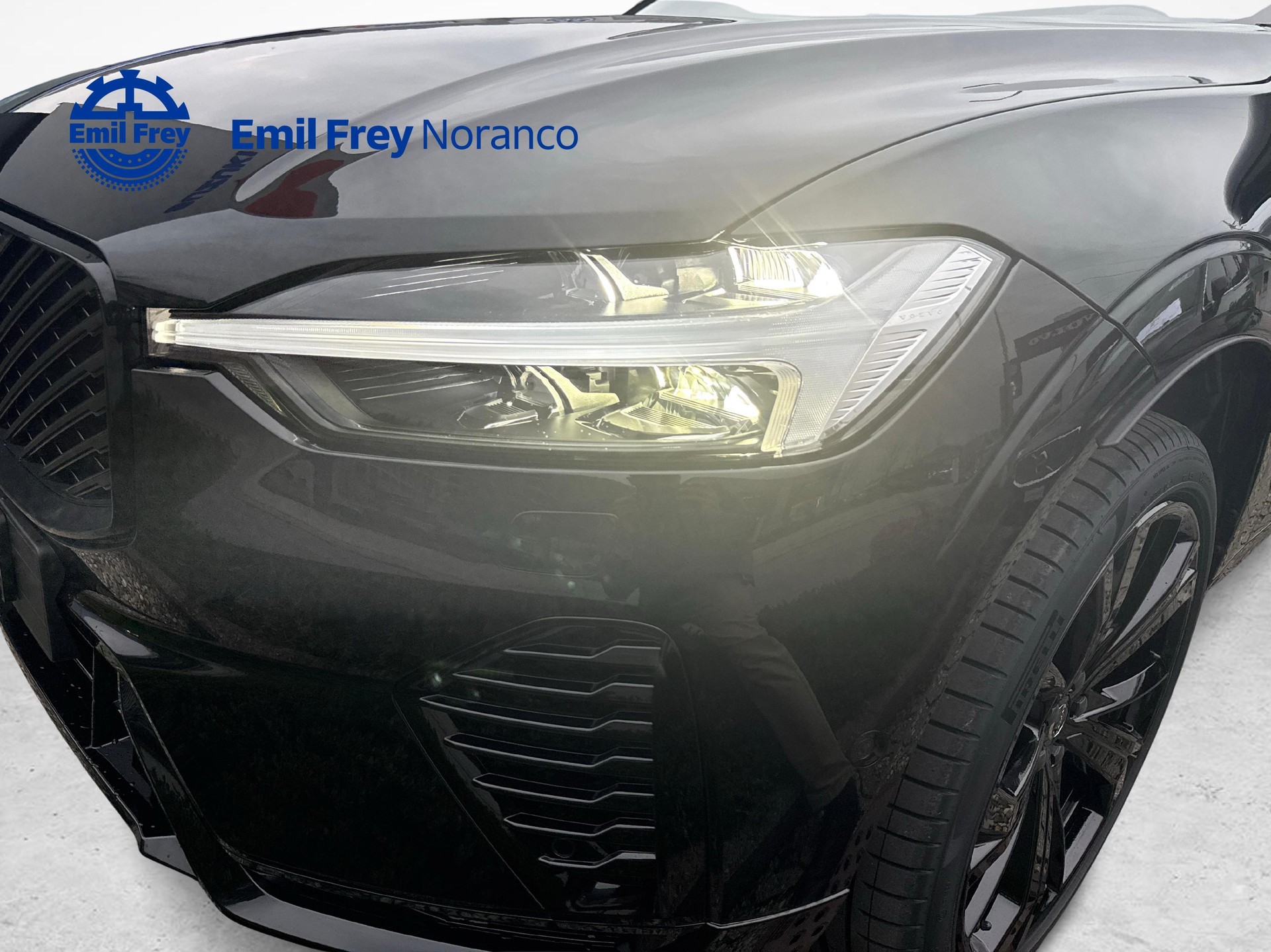 VOLVO XC60 2.0 T6 TE Black Edition eAWD-image-19