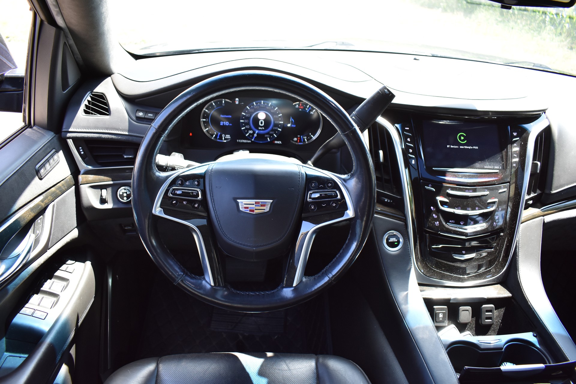 CADILLAC Escalade 6.2 Platinum Automatic-image-9