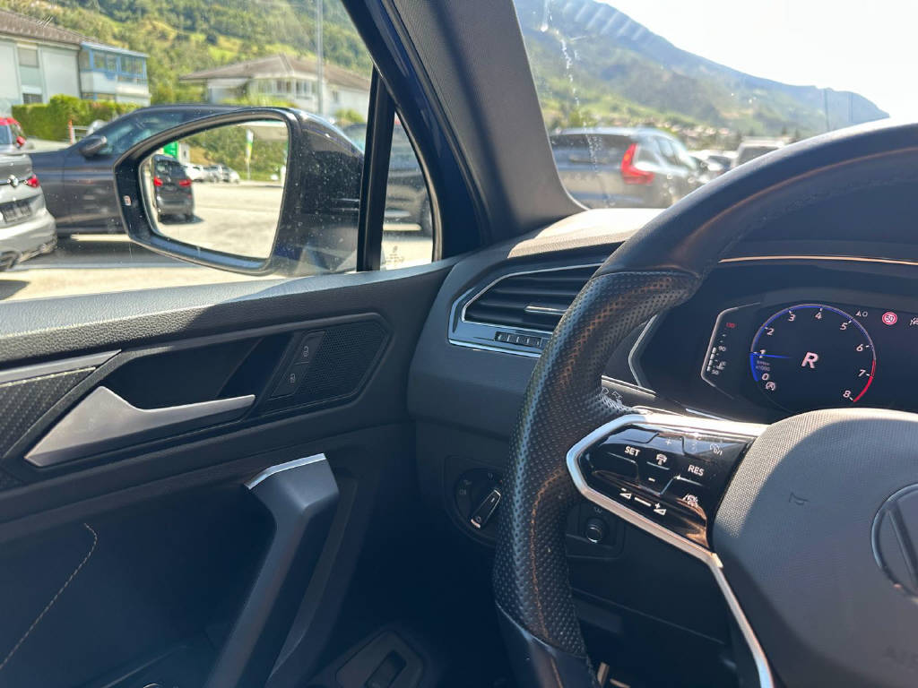VW Tiguan 2.0 TSI R-Line DSG - CH-image-8