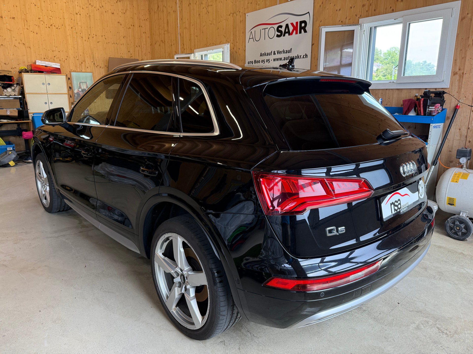 AUDI Q5 2.0 TDI sport quattro S-tronic-image-5