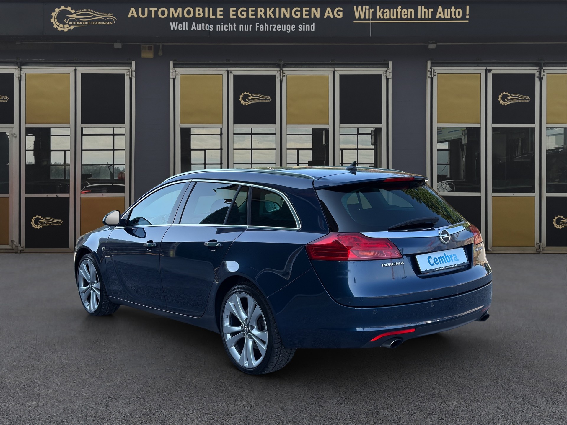 OPEL Insignia ST 2.0 Turbo Cosmo 4WD Aut.-image-6