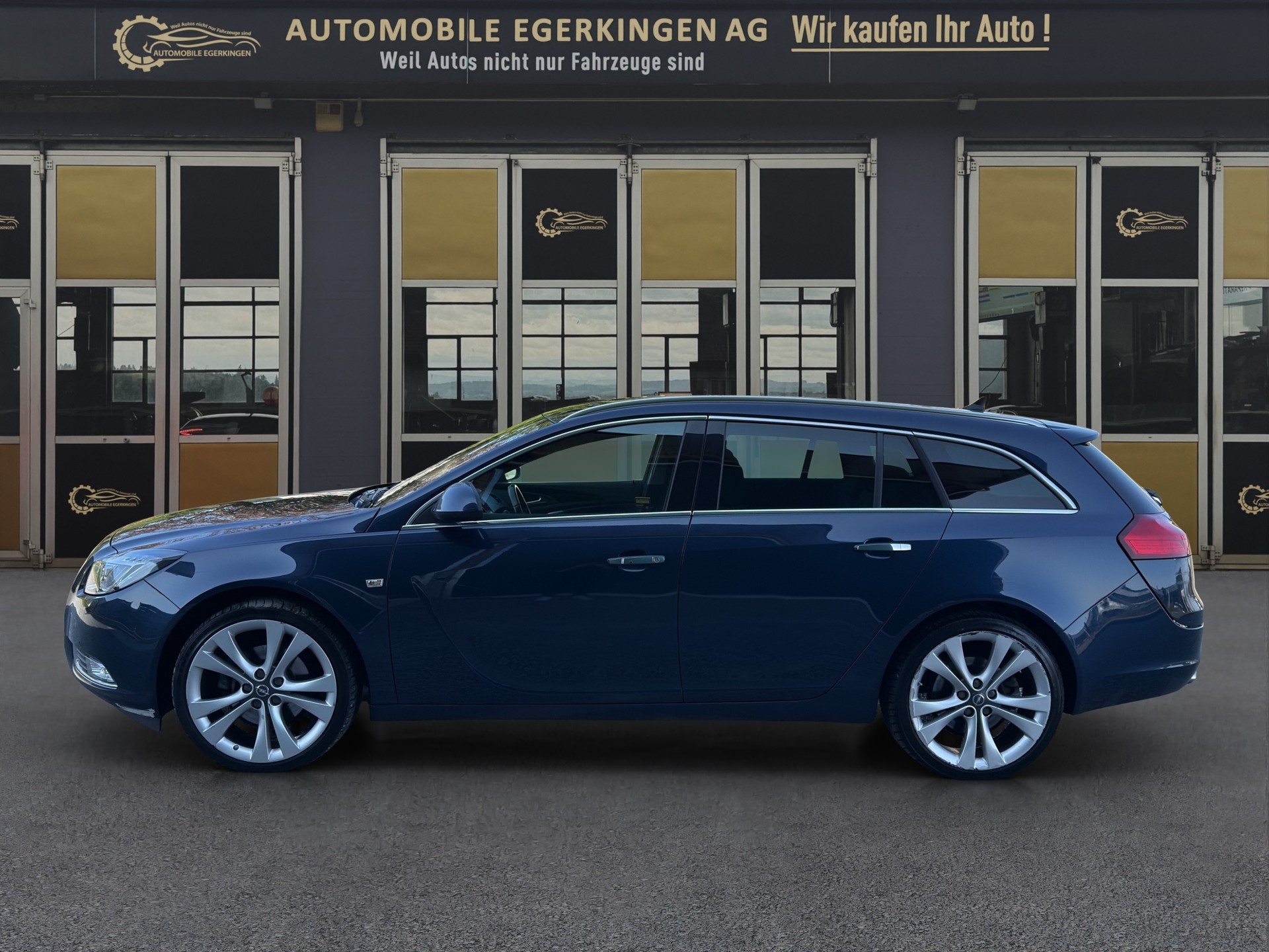 OPEL Insignia ST 2.0 Turbo Cosmo 4WD Aut.-image-7