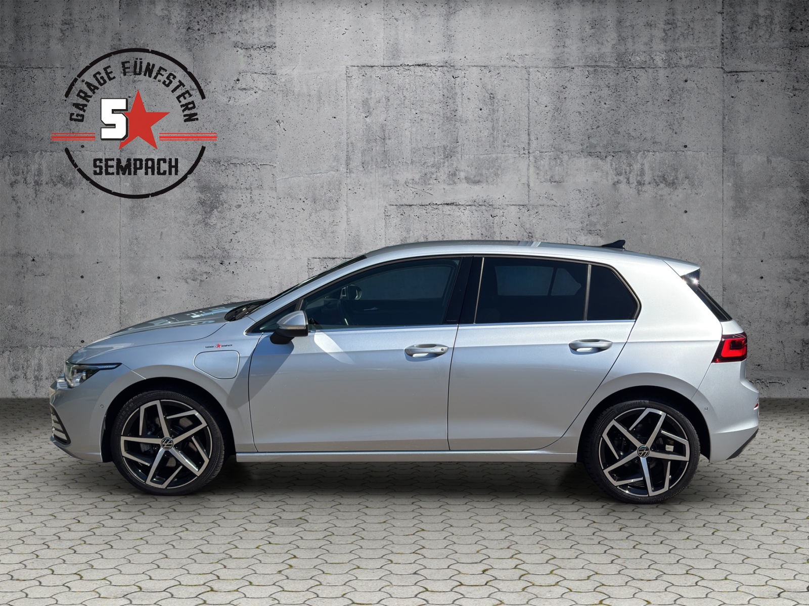VW Golf 1.4 TSI PHEV Style-image-2