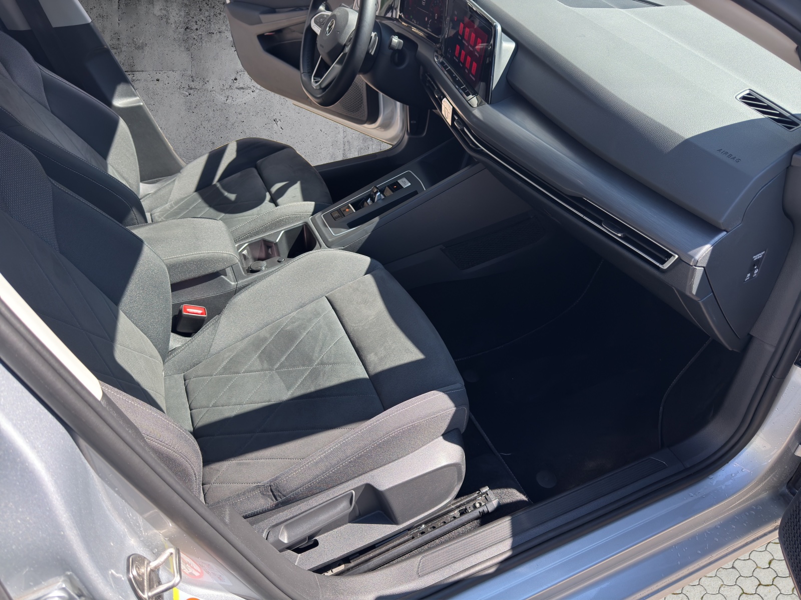 VW Golf 1.4 TSI PHEV Style-image-14