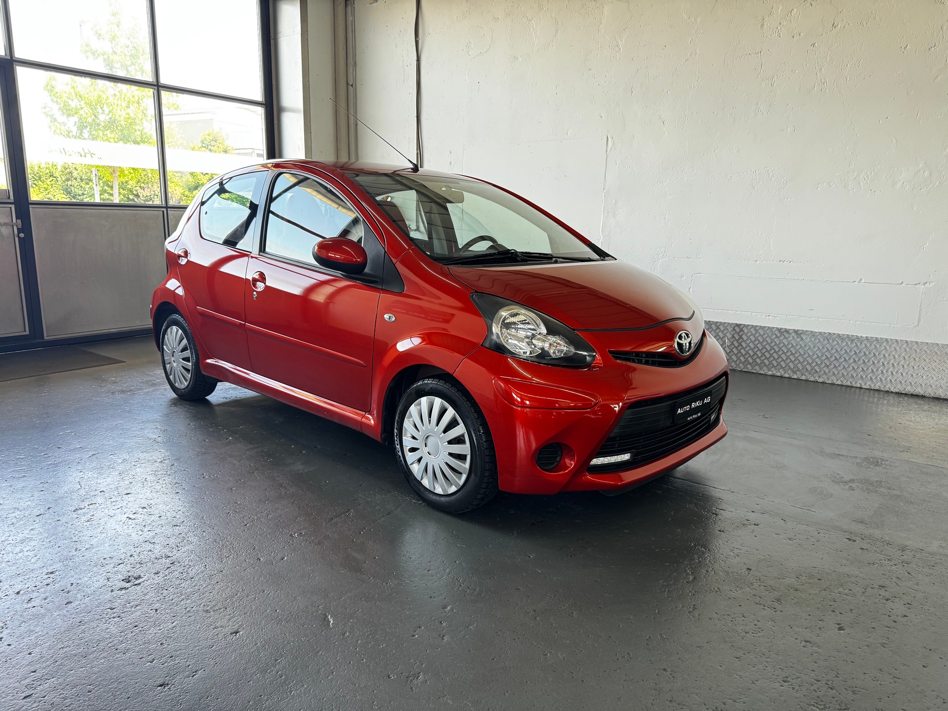 TOYOTA Aygo 1.0 VVT-i Sol Multimode-image-1