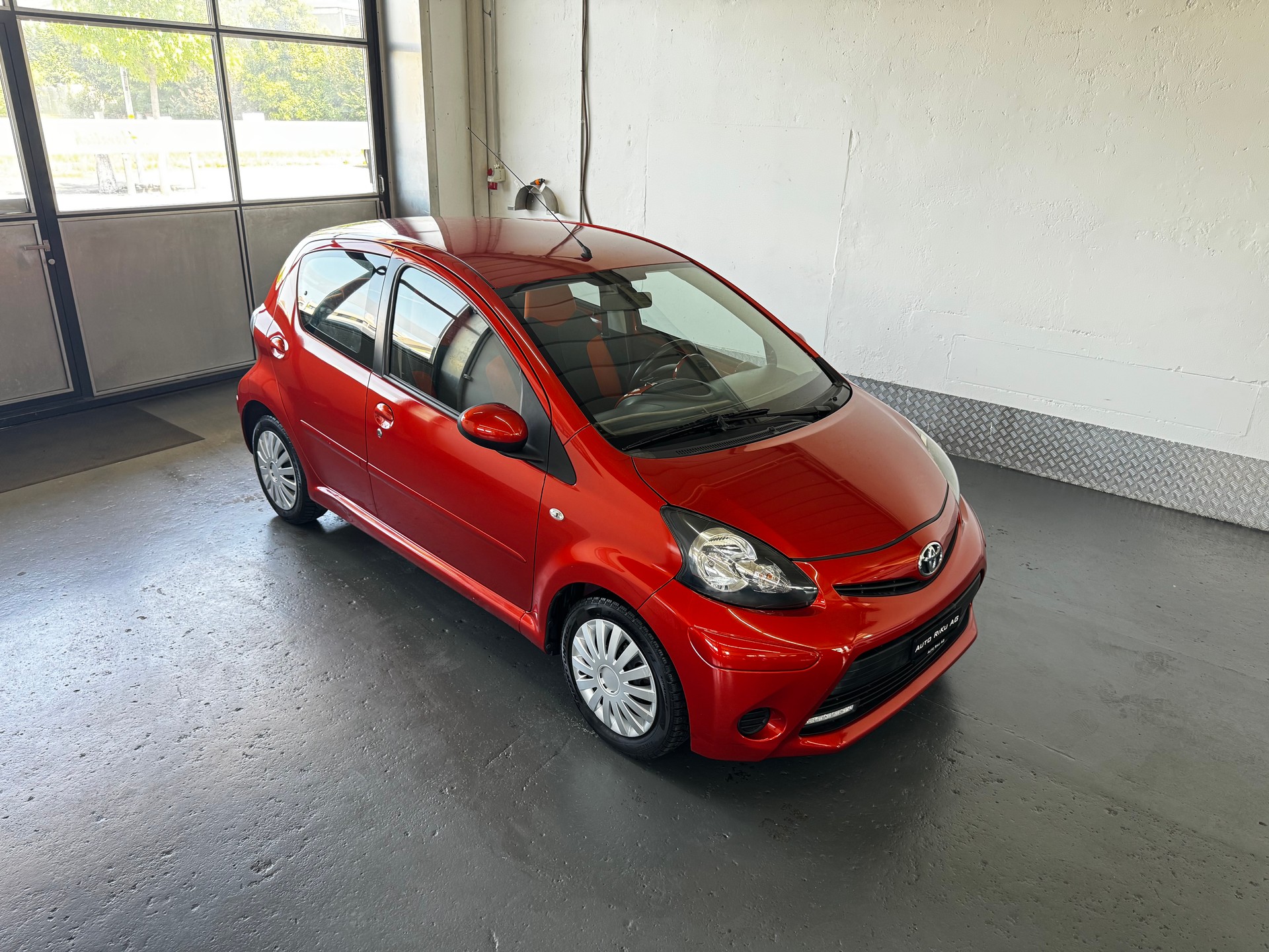 TOYOTA Aygo 1.0 VVT-i Sol Multimode-image-0