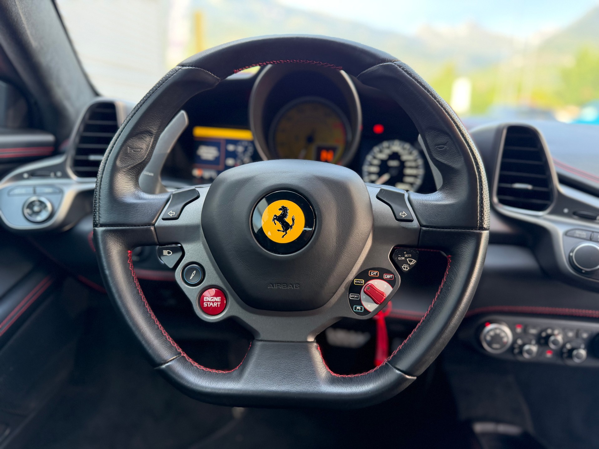 FERRARI 458-image-12