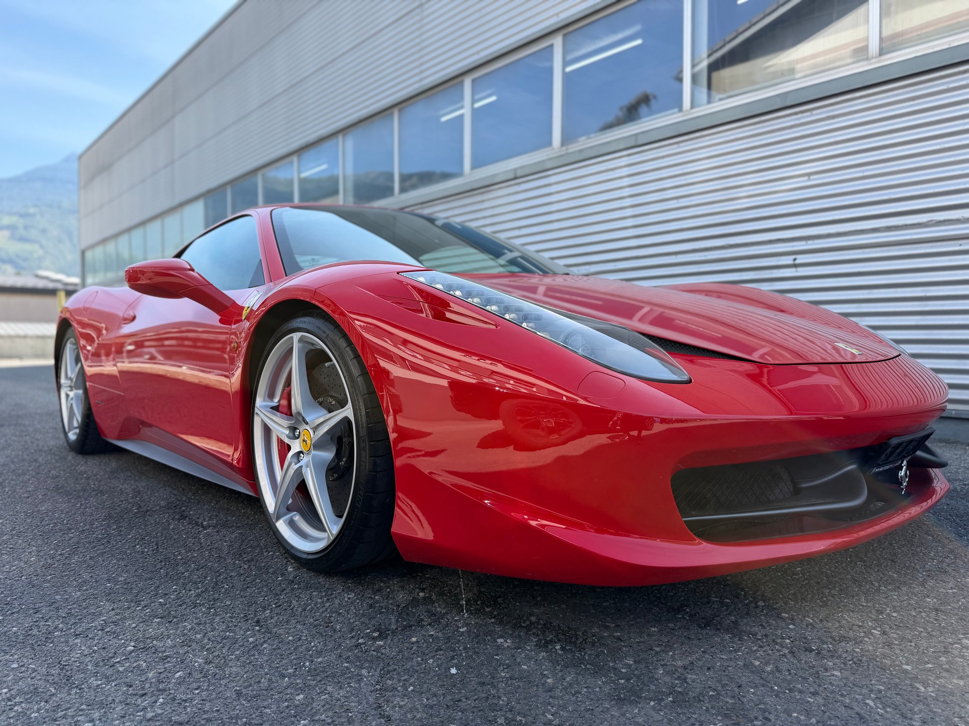 FERRARI 458-image-2