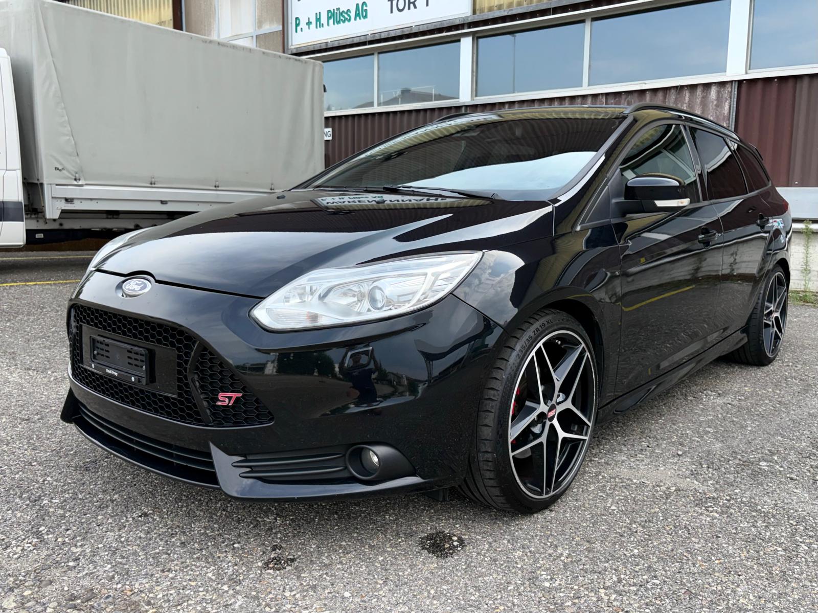 FORD Focus 2.0 SCTi ST-3 MFK 02.2026 BBS R19