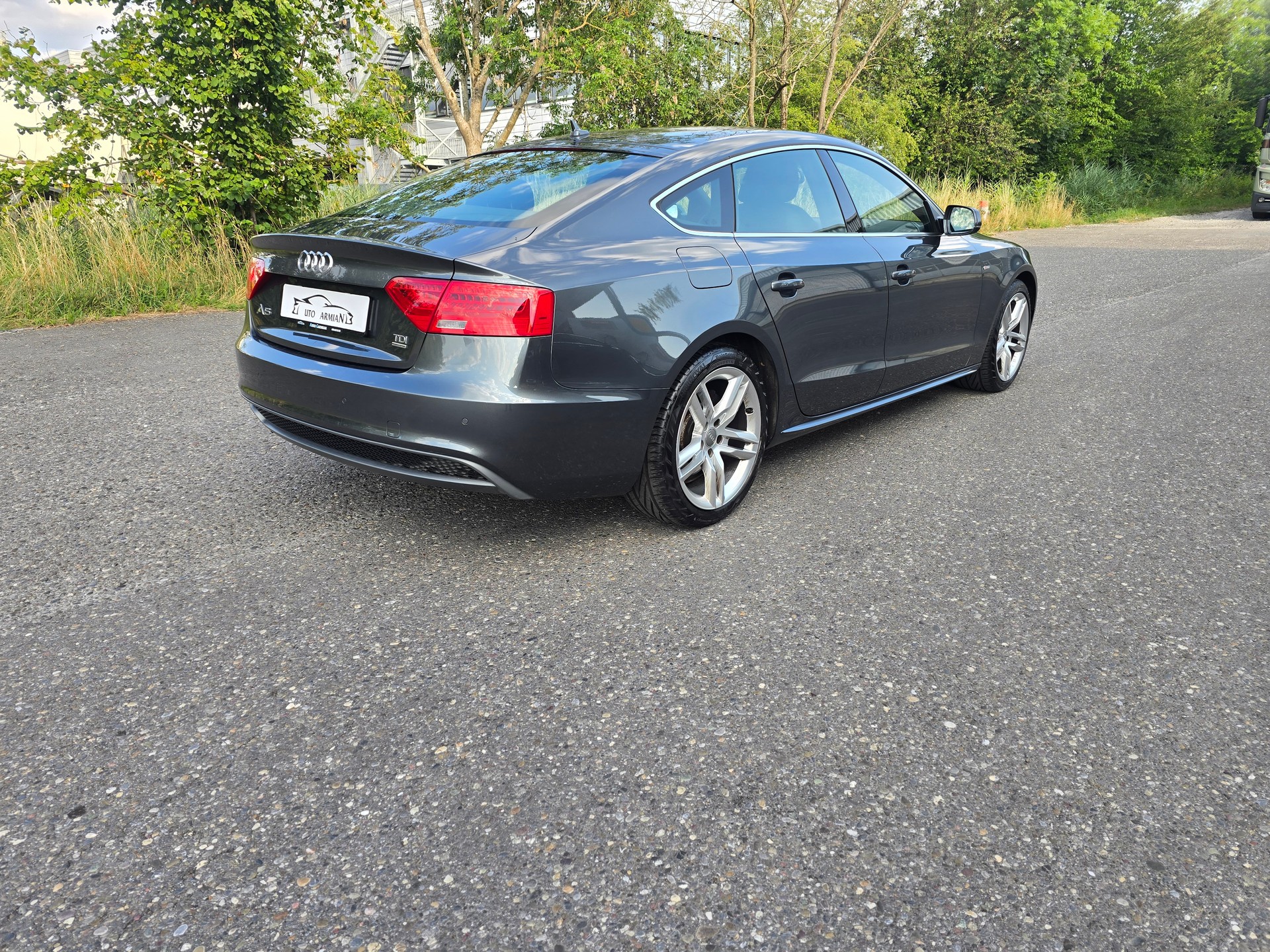 AUDI A5 Sportback 2.0 TDI quattro S-tronic-image-5