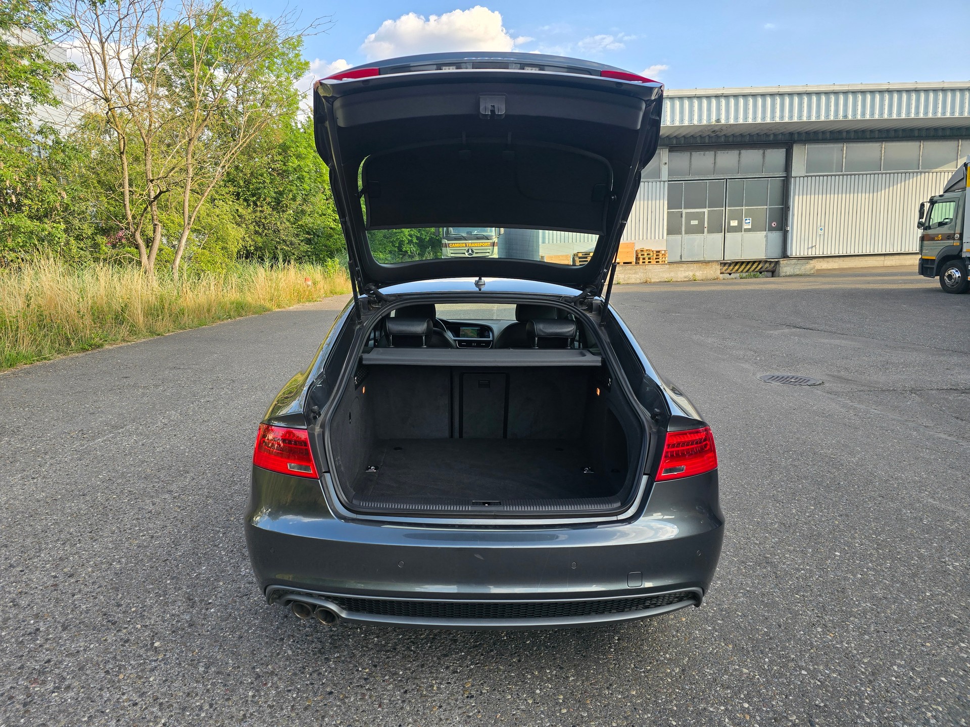 AUDI A5 Sportback 2.0 TDI quattro S-tronic-image-6