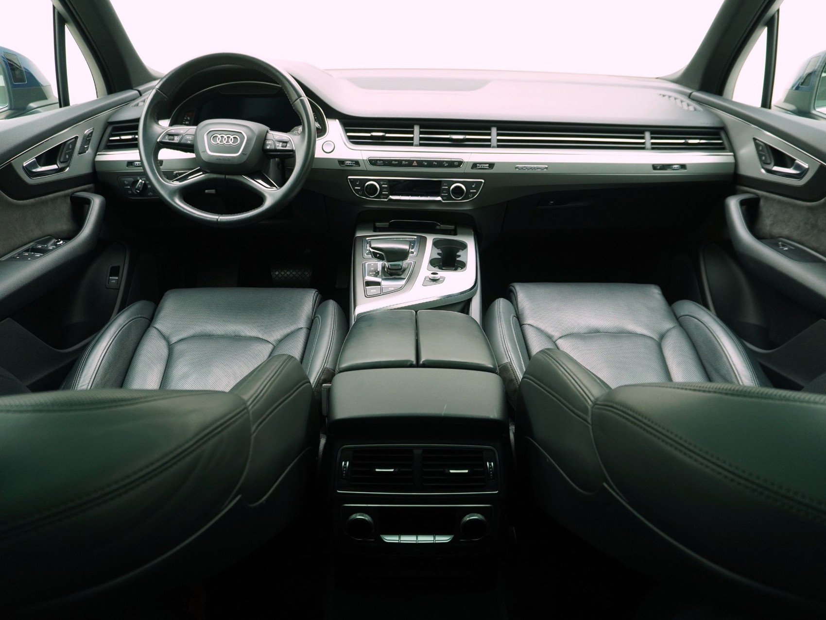AUDI Q7 50 TDI quattro T-Tronic-image-14