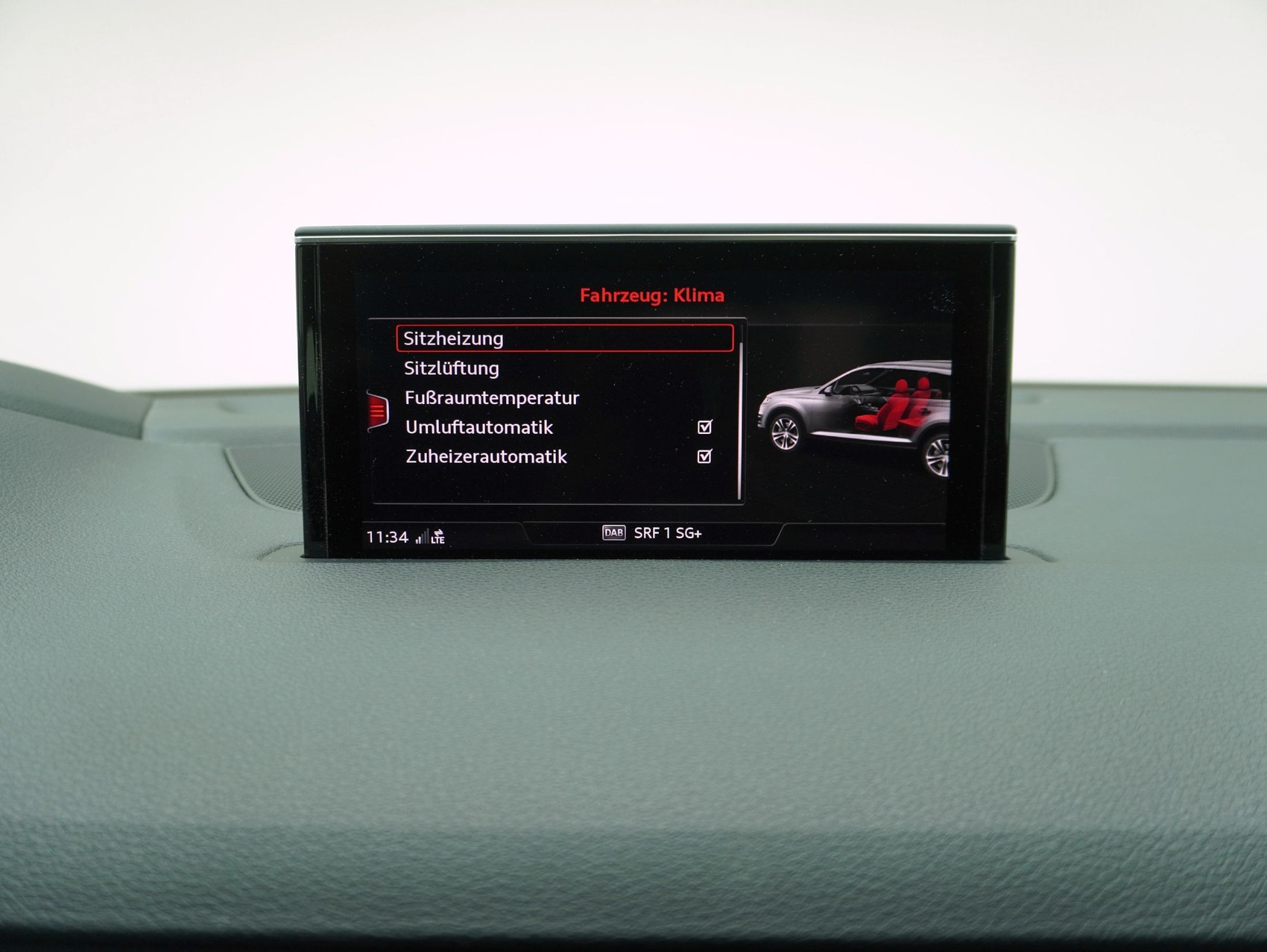 AUDI Q7 50 TDI quattro T-Tronic-image-21