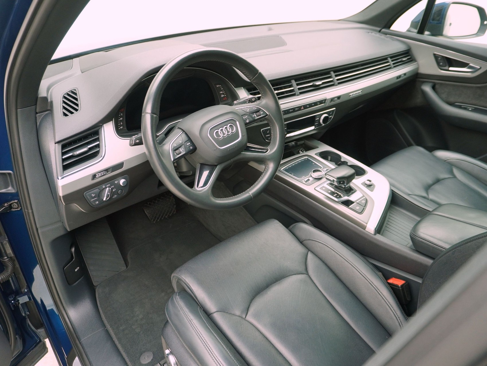 AUDI Q7 50 TDI quattro T-Tronic-image-7