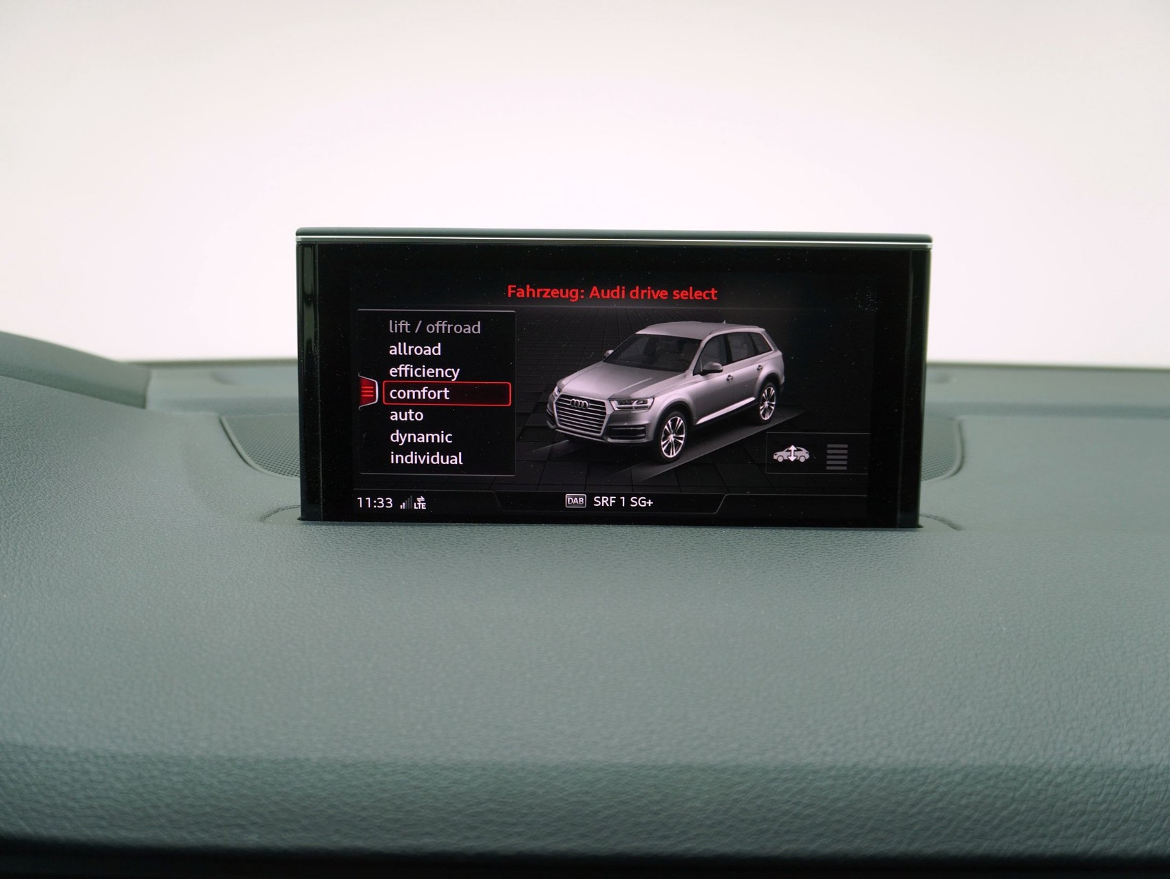 AUDI Q7 50 TDI quattro T-Tronic-image-19