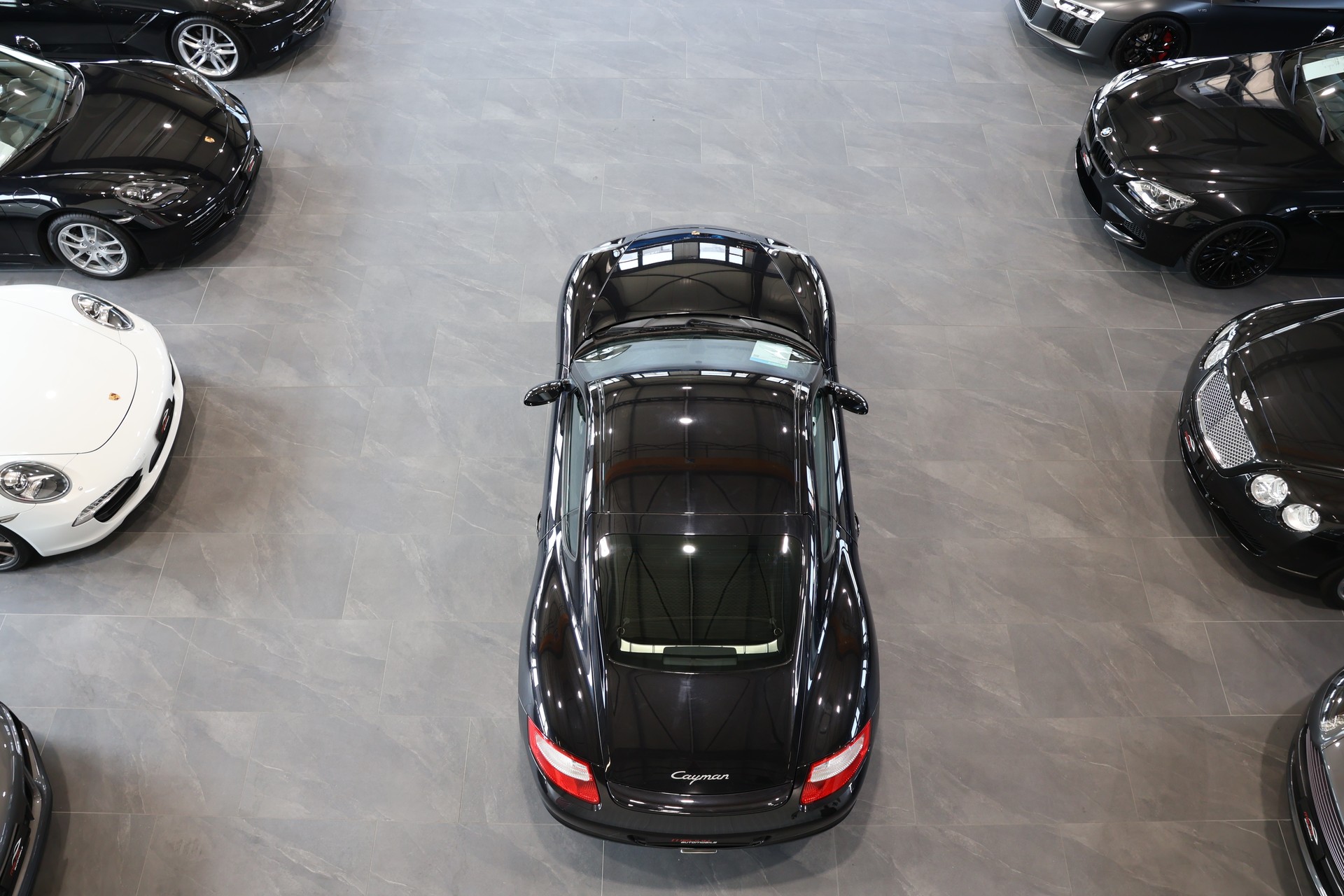 PORSCHE Cayman 2.7-image-7
