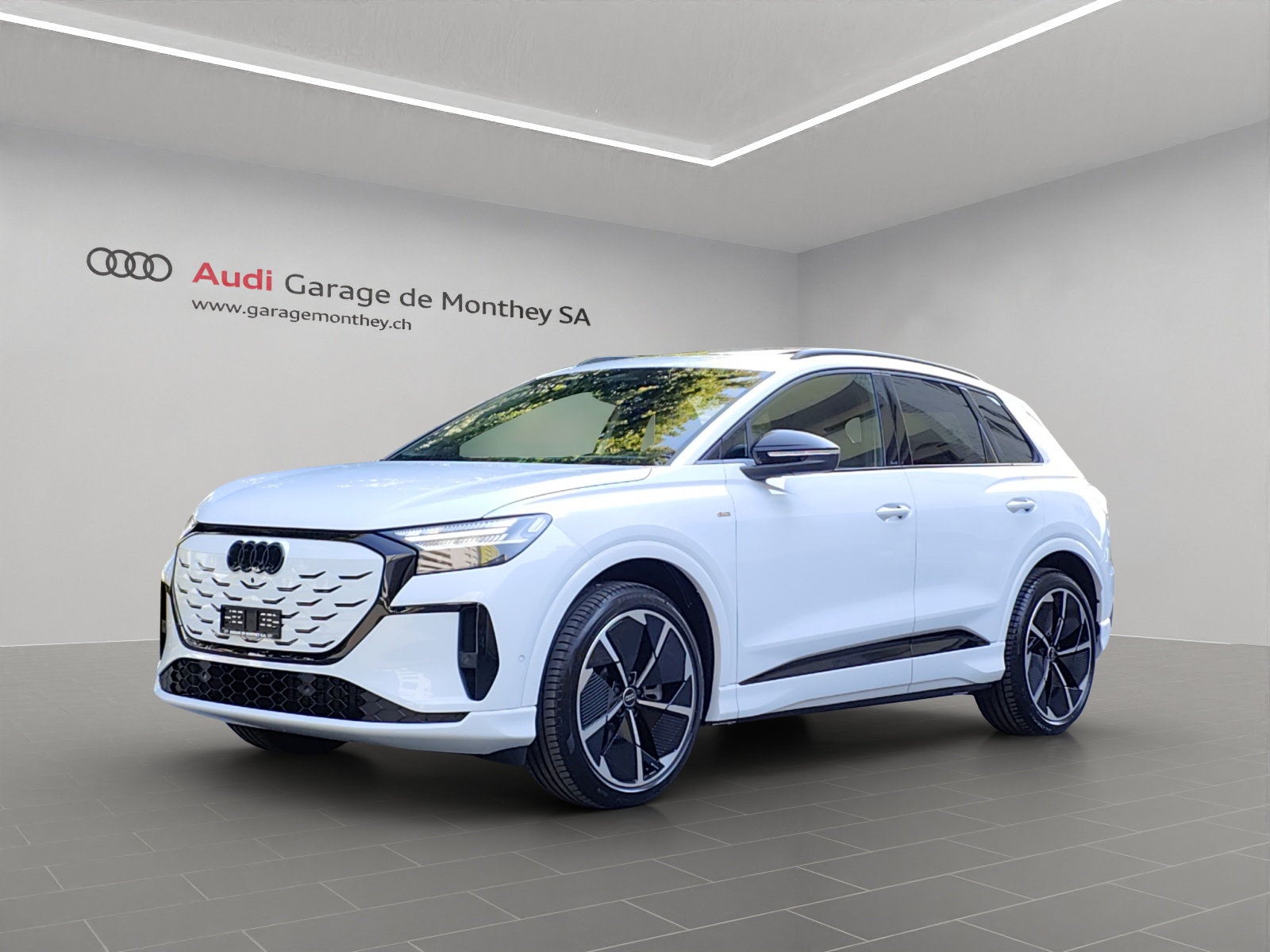 AUDI Q4 e-tron SUV quattro performance Swiss Ski