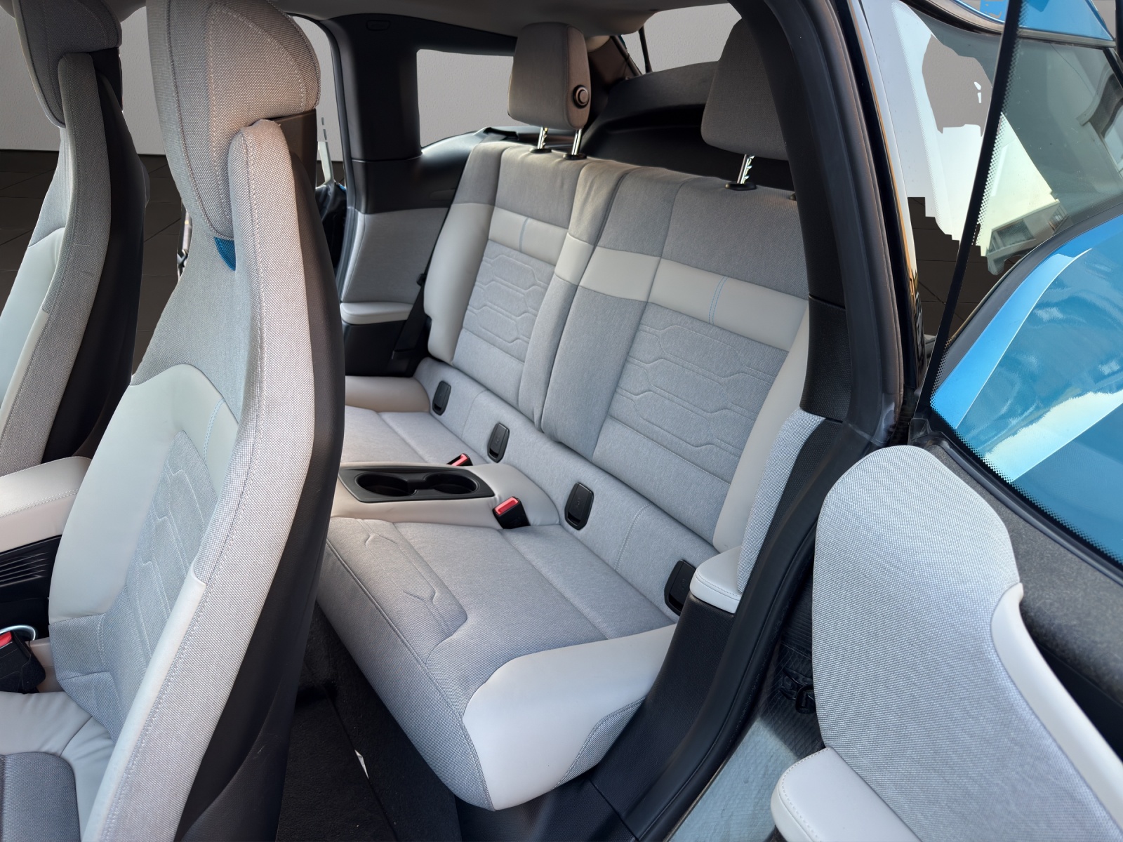 BMW i3 (94Ah)-image-12