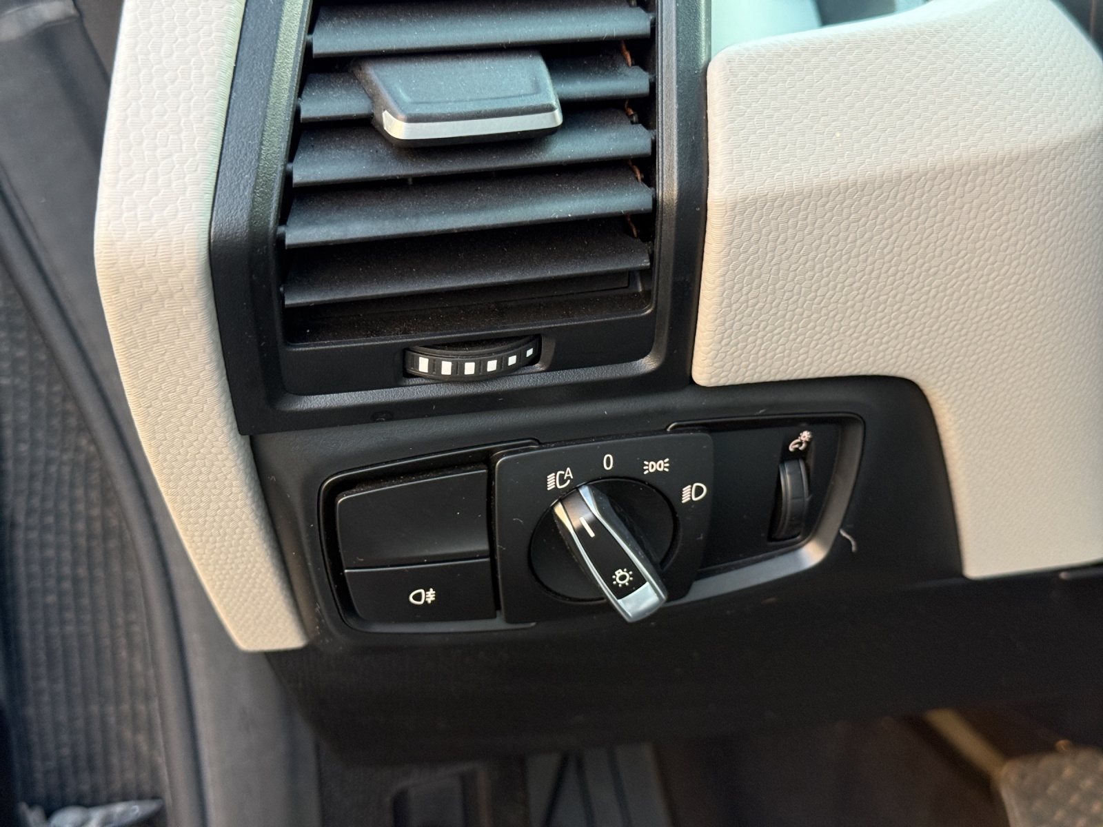 BMW i3 (94Ah)-image-21