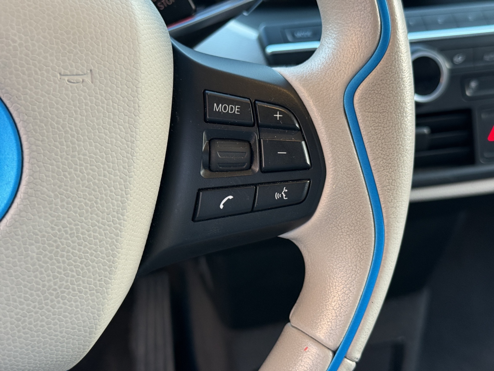 BMW i3 (94Ah)-image-23