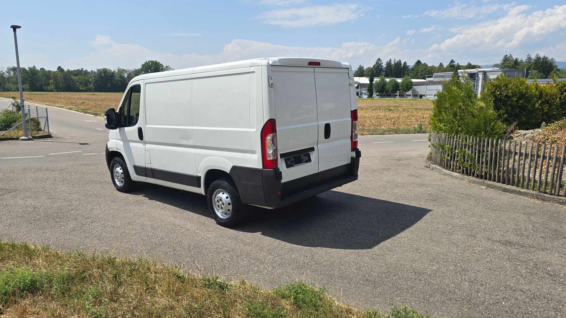 PEUGEOT Boxer 2.2 HDI 333 L1H1-image-9