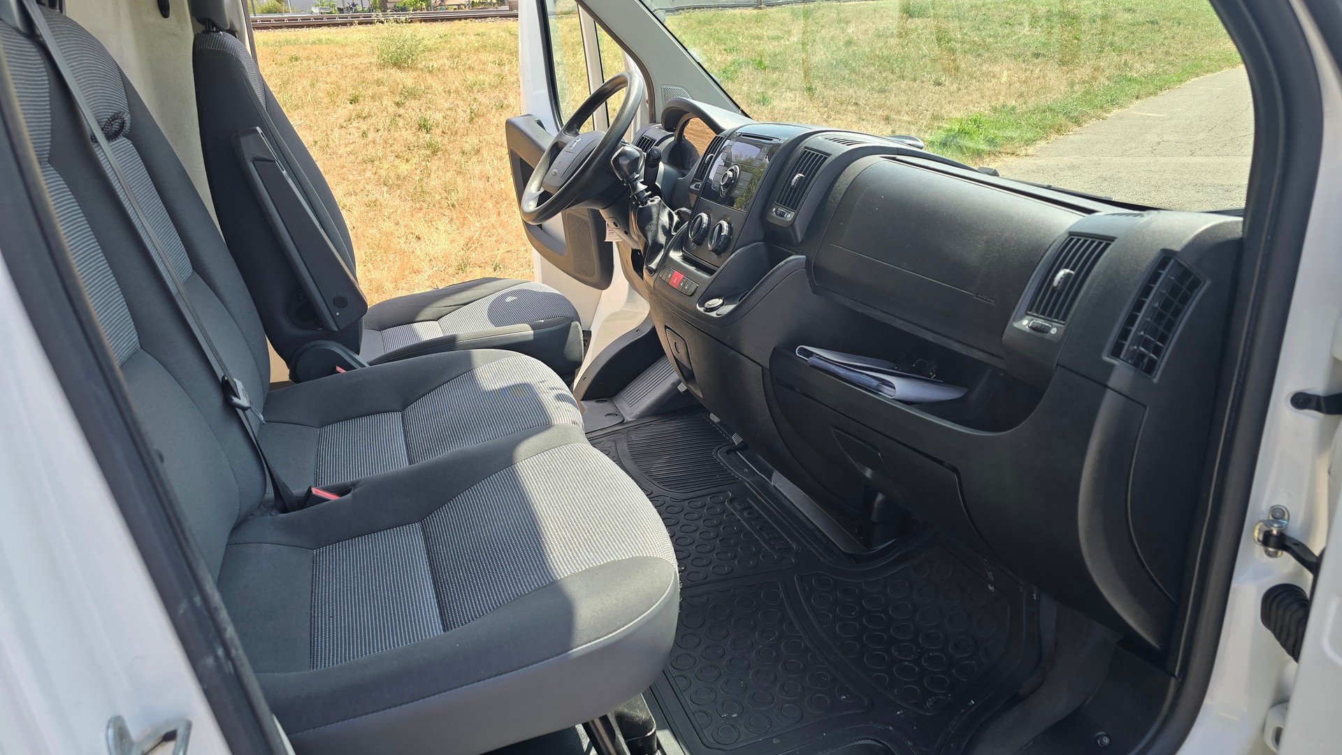 PEUGEOT Boxer 2.2 HDI 333 L1H1-image-5
