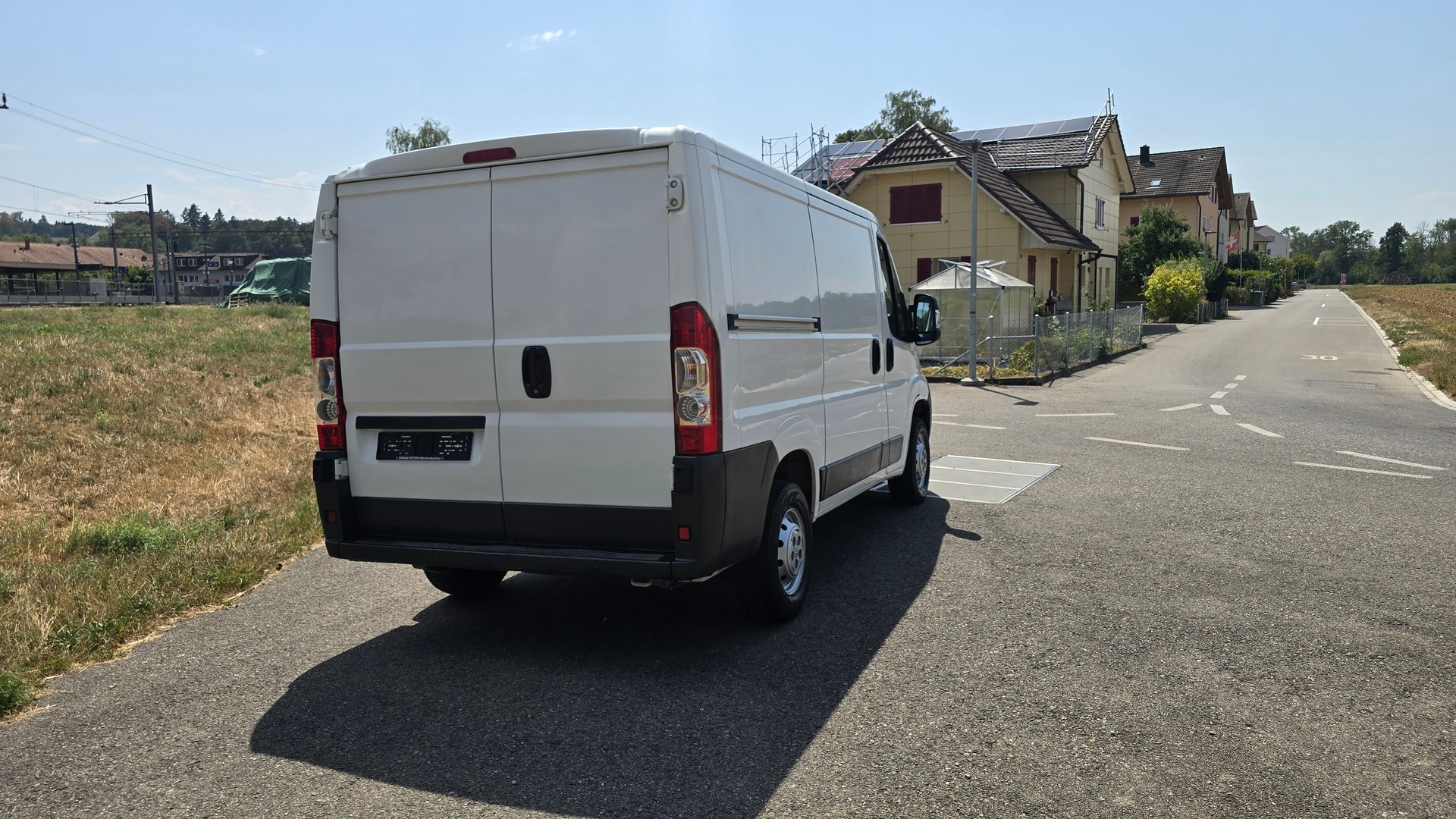 PEUGEOT Boxer 2.2 HDI 333 L1H1-image-8