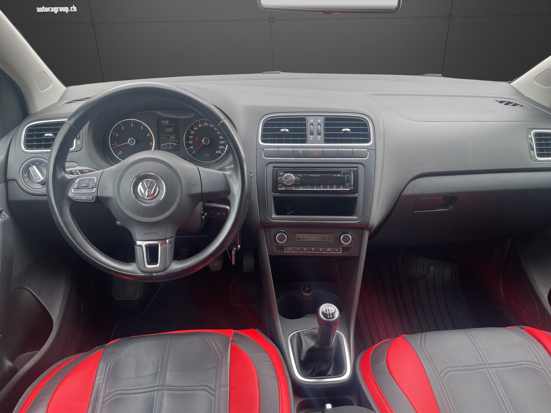 VW Polo 1.4 16V Comfortline-image-8