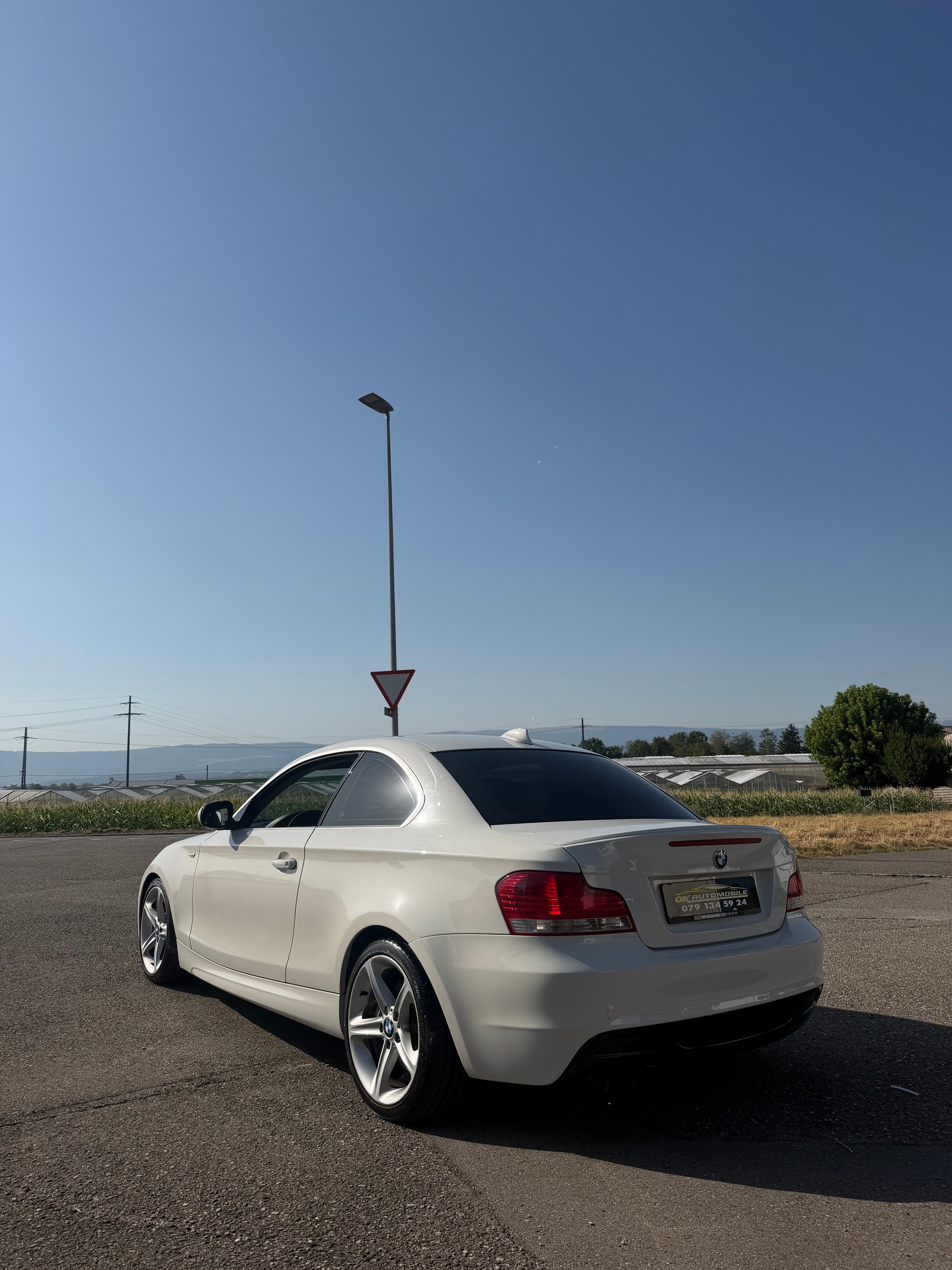 BMW 135i Coupé-image-3