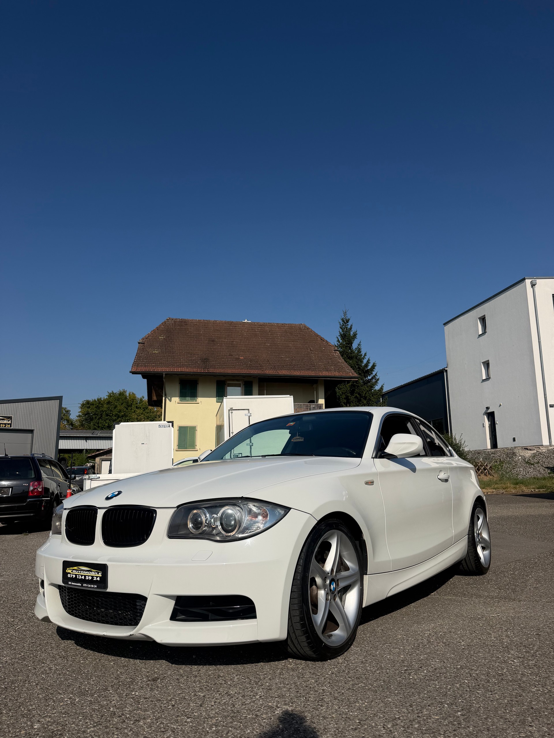 BMW 135i Coupé-image-1