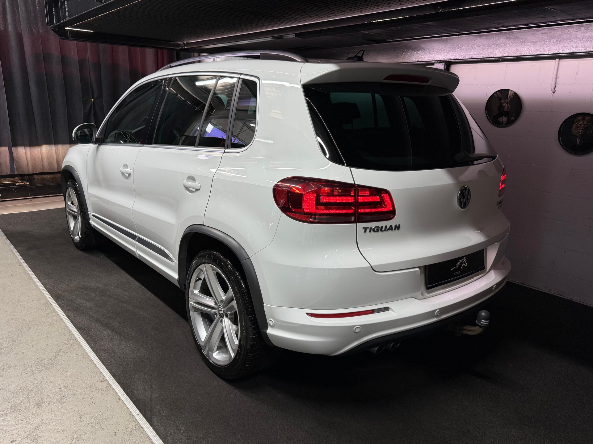 VW Tiguan 2.0 TDI BMT Cup R-Line 4Motion DSG / Anhängerkupplung-image-3