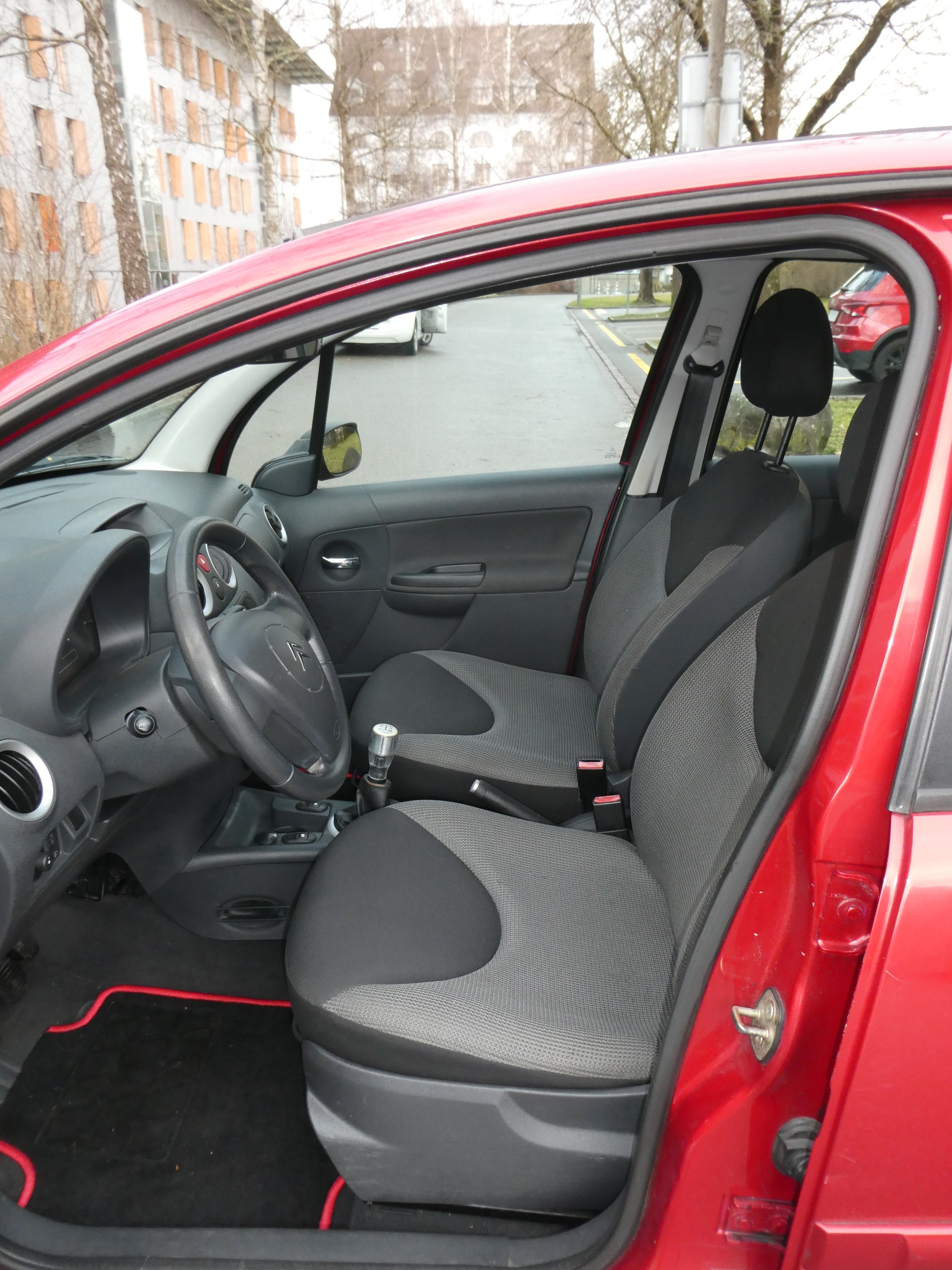 CITROEN C3 1.1i Furio-image-9